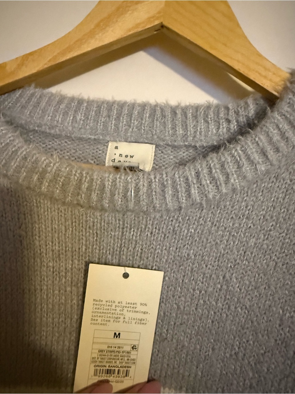 A New Day Gray & White Striped Sweater – Women’s Size Medium NWT - Picture 2 of 2